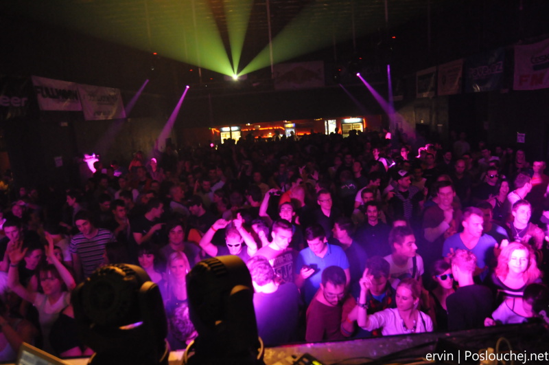 ELEKTRA W. PAN-POT (MOBILEE) - Pátek 14. 12. 2012